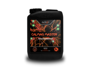5L bottle of Calmag Master nutrient solution for plants, featuring calcium, magnesium, and iron.